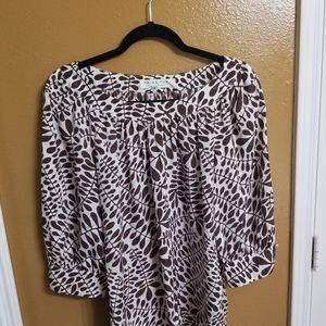 Beige blouse with brown print and pearl sparkles, 3/4 sleeves